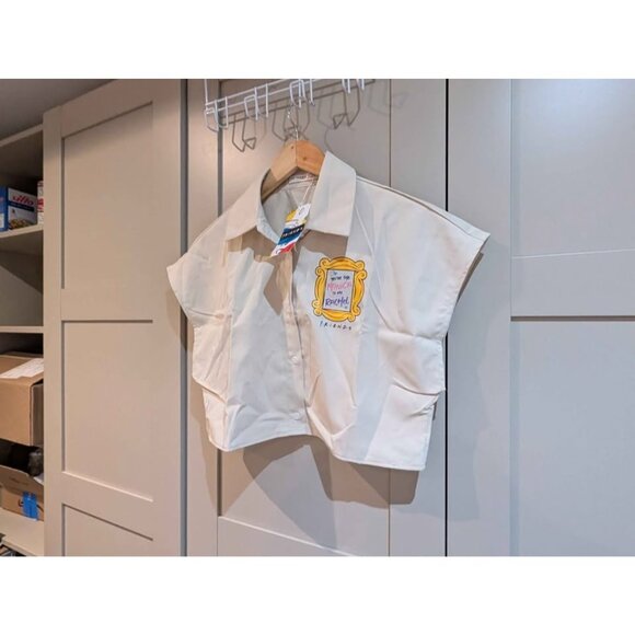 NWT Slogan Graphic Button Front Shirt, size S - Picture 4 of 7